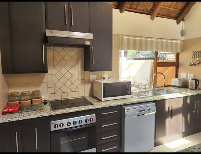 4 BEDROOM HOUSE FOR SALE IN LAKELAND ESTATE